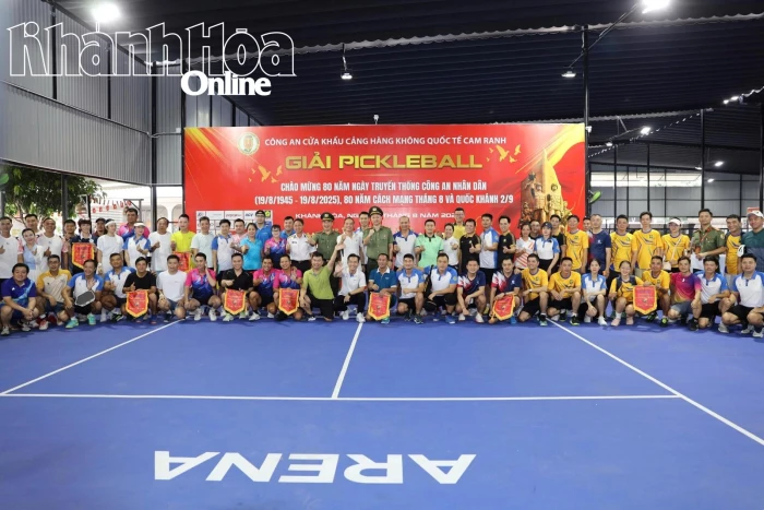 120 vận động viên tham gia thi đấu Giải Pickleball Công an cửa khẩu Cảng hàng không quốc tế Cam Ranh 2025