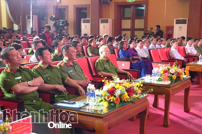 Chương trình giao lưu chính luận “Công an Khánh Hòa - 80 năm sống giữa lòng dân”