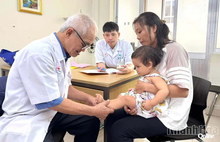 Bệnh viện Đa khoa Khánh Hòa mời chuyên gia khám và phẫu thuật các dị tật về nhi
