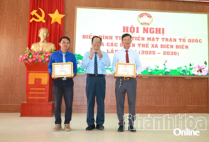 Mặt trận Tổ quốc và các tổ chức chính trị - xã hội xã Diên Điền tổ chức Hội nghị điển hình tiên tiến lần thứ I