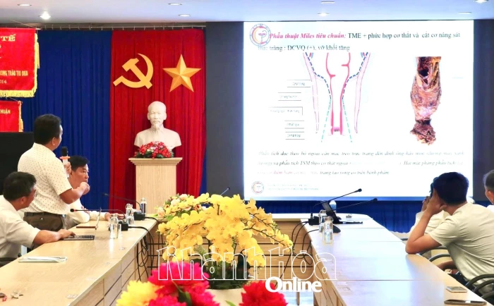 Bệnh viện Đa khoa Ninh Thuận phối hợp tập huấn cập nhật chẩn đoán và điều trị ung thư đại trực tràng