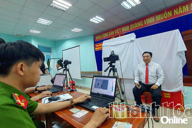 Podcast: Bản tin ngày 14-8