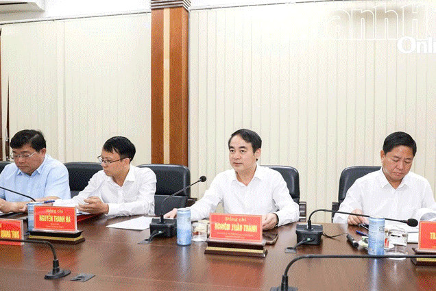 Podcast: Bản tin ngày 15-8