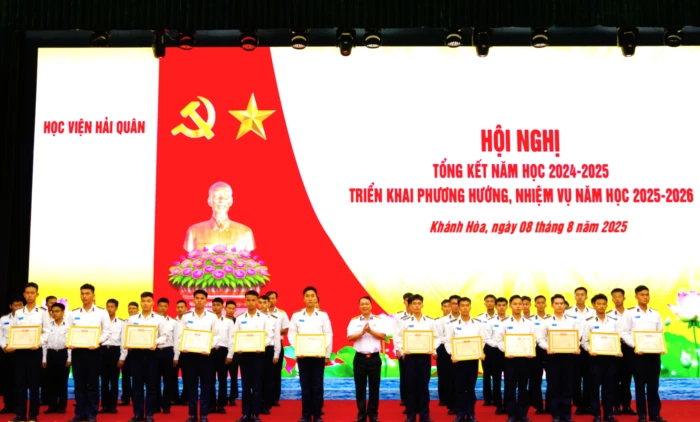 Học viện Hải quân tổng kết năm học 2024-2025