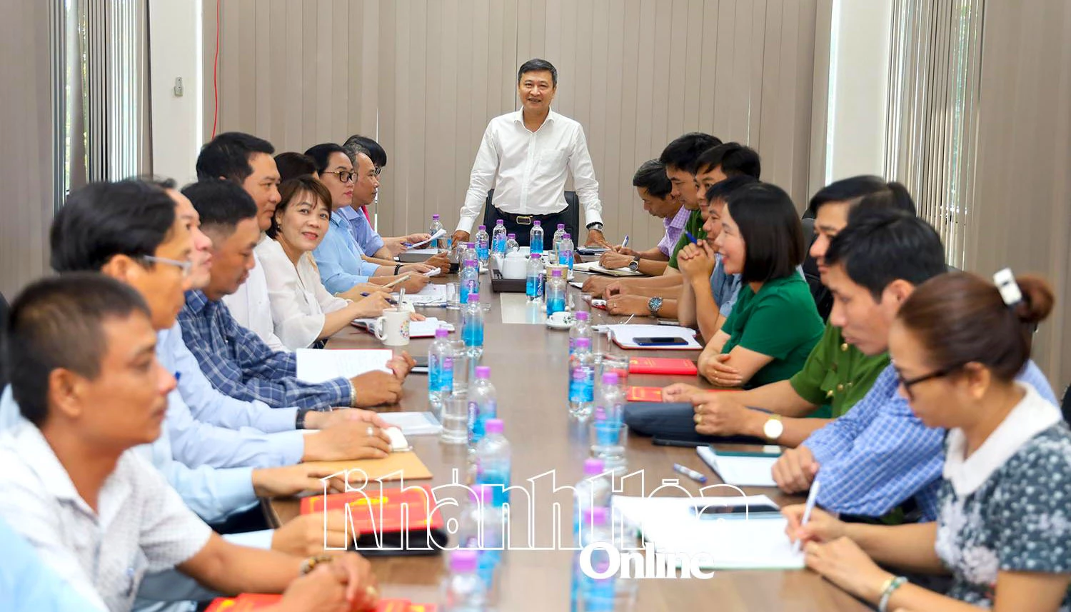 Quang cảnh hội nghị.