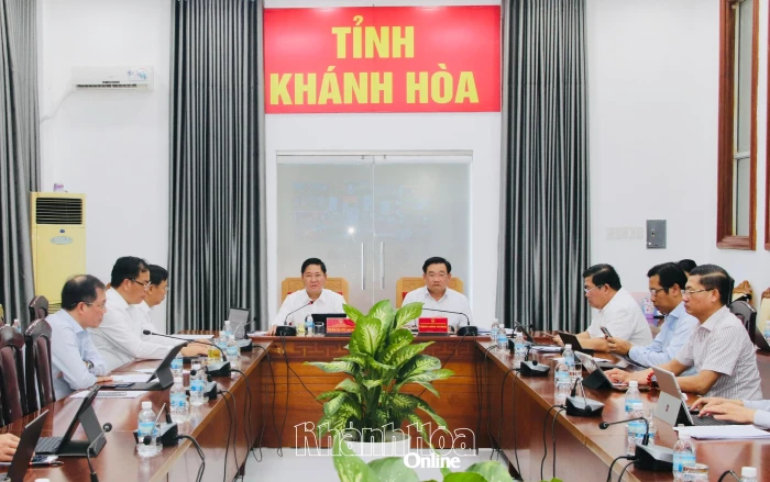 Quyết liệt phát triển công nghiệp và năng lượng cho mục tiêu tăng trưởng hai con số