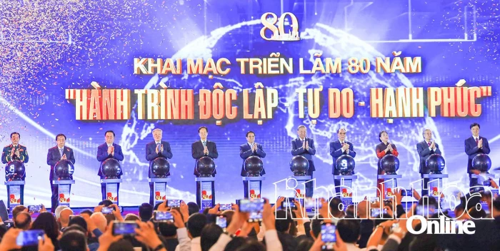 Khai mạc triển lãm thành tựu đất nước nhân dịp kỷ niệm 80 năm ngày Quốc khánh