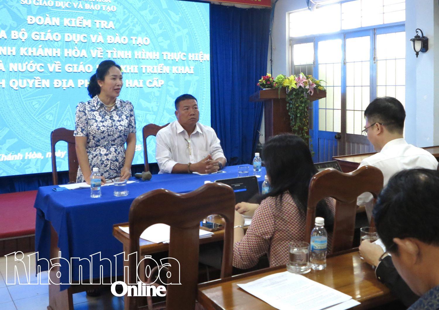 Đại diện đoàn kiểm tra phát biểu tại buổi làm việc. 