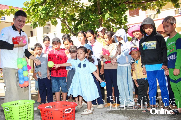 Lan tỏa tấm lòng thiện nguyện