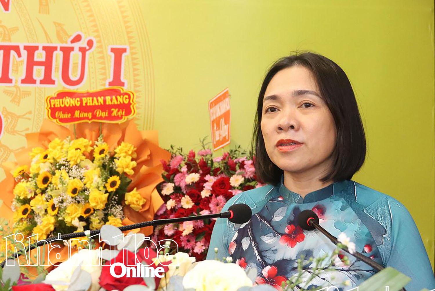 Đồng chí Trần Thu Mai phát biểu chỉ đạo đại hội.