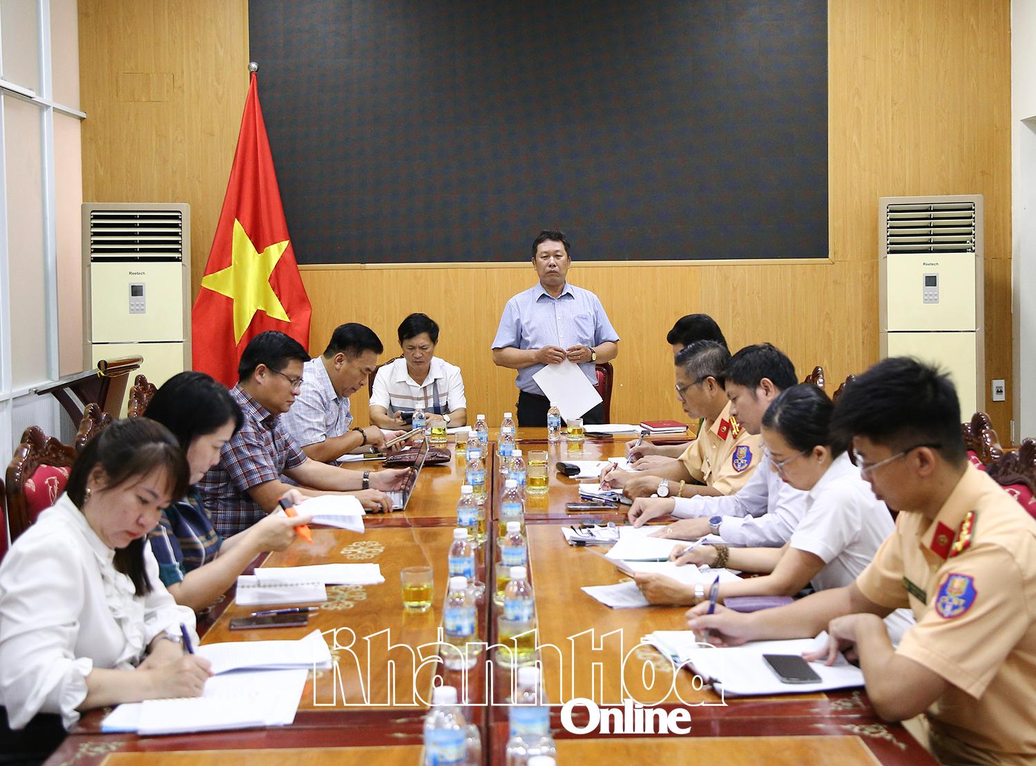 Quang cảnh tại buổi làm việc của Đoàn Giám sát Ban Pháp chế HĐND tỉnh