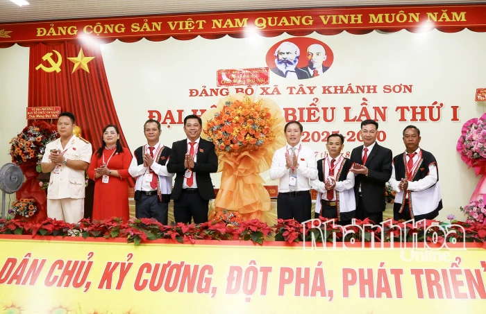 Đại hội đại biểu Đảng bộ xã Tây Khánh Sơn lần thứ nhất, nhiệm kỳ 2025 - 2030