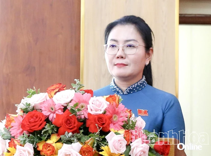 Hỗ trợ tiền thuê nhà ở, chi phí đi lại cho cán bộ, công chức, viên chức, người lao động sau khi sắp xếp đơn vị hành chính và tổ chức chính quyền địa phương 2 cấp