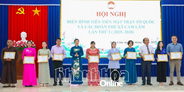 Măt trận Tổ quốc xã Cam Lâm tổ chức hội nghị điển hình tiên tiến lần thứ I