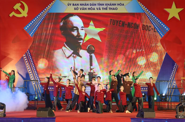 Tổ chức các hoạt động văn hóa, văn nghệ đảm bảo thiết thực, an toàn trong dịp Quốc khánh 2-9