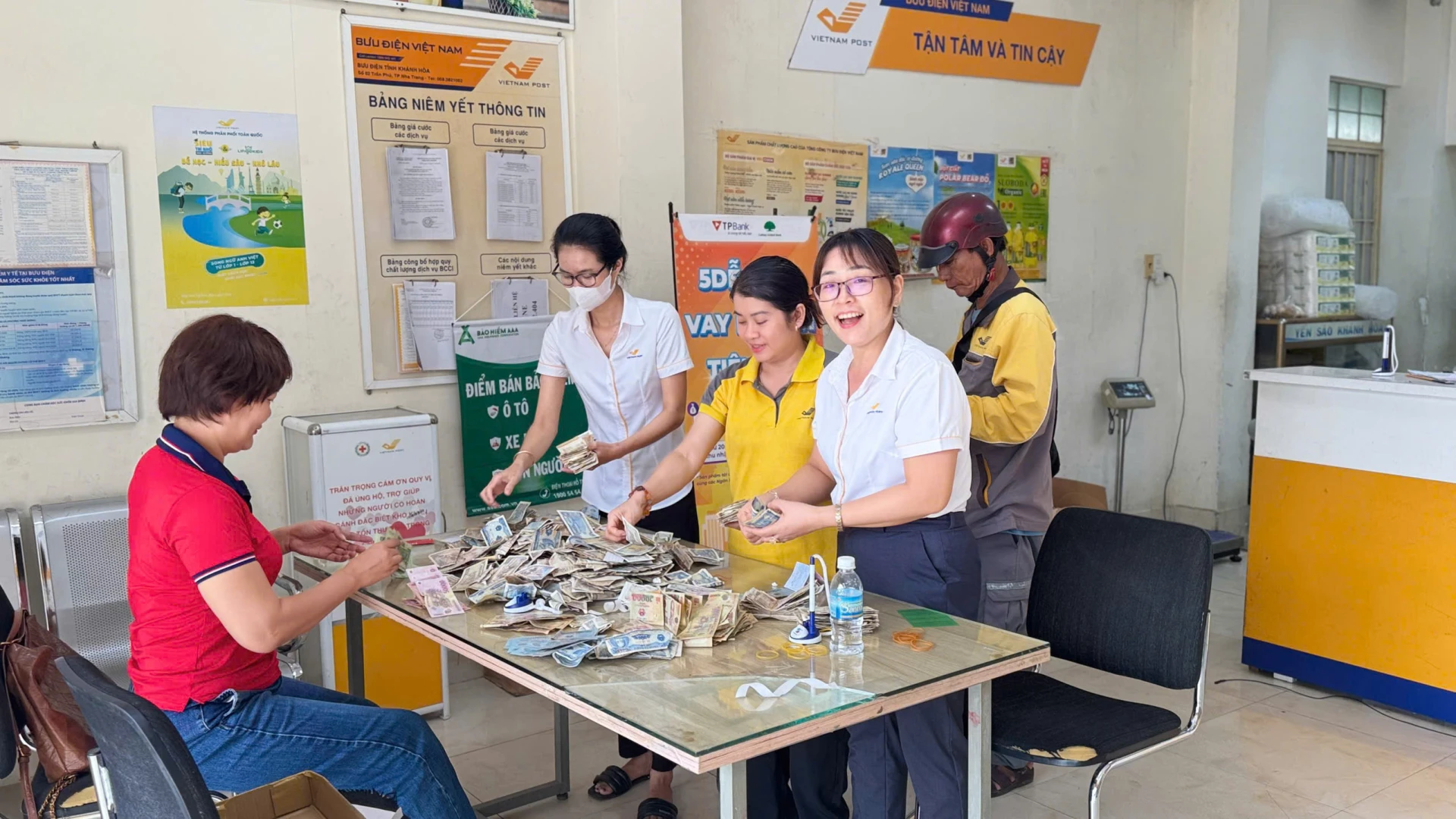Humanitarian fund boxes placed at post offices