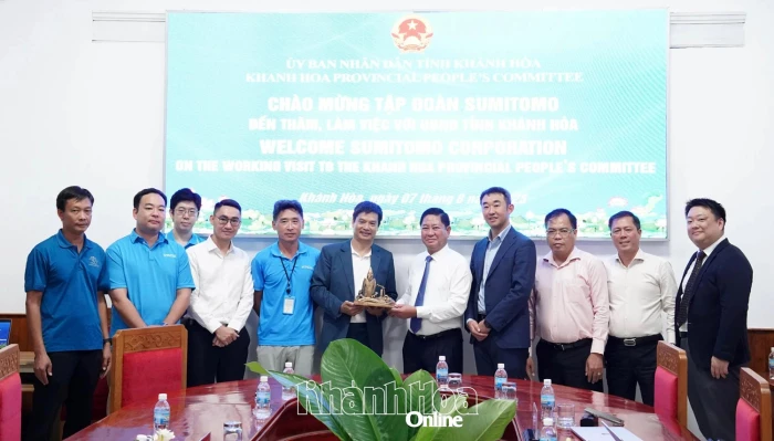 Chủ tịch UBND tỉnh Trần Quốc Nam làm việc với Tập đoàn Sumitomo