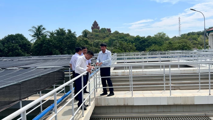 Cục Phòng bệnh, Bộ Y tế kiểm tra, giám sát chất lượng nước sạch sử dụng cho mục đích sinh hoạt tại tỉnh Khánh Hòa