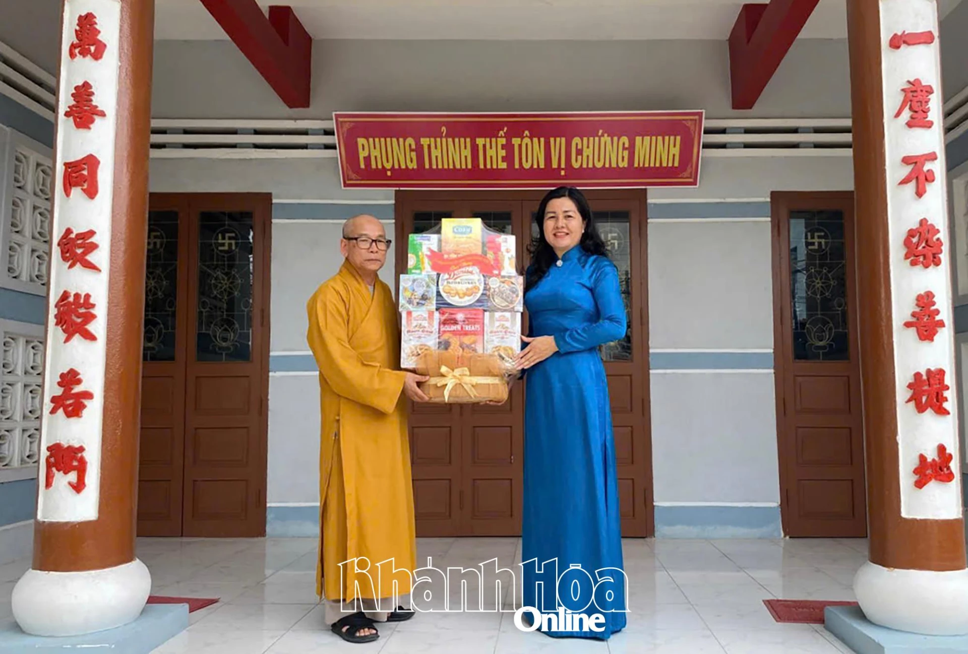 Thượng toạ Thích Hạnh Huệ, Phó Trưởng Ban Thường trực Ban Trị sự Giáo hội Phật giáo Việt Nam tỉnh.