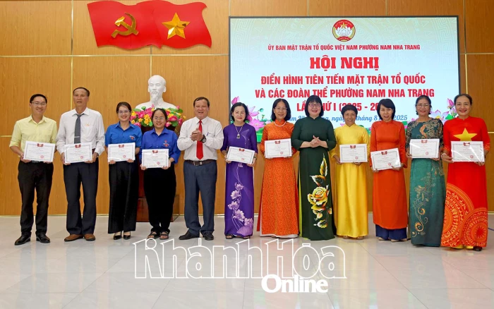 Ủy ban MTTQ Việt Nam phường Nam Nha Trang: Khen thưởng 10 tập thể, 20 cá nhân điển hình tiên tiến