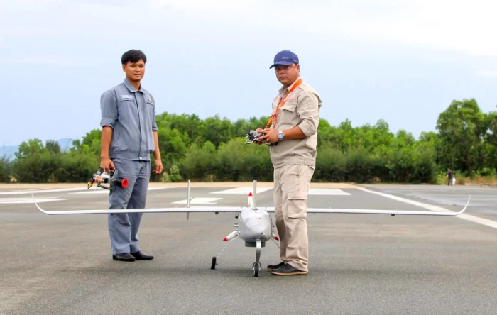 Lữ đoàn Không quân Hải quân 954 tổ chức ban bay huấn luyện đầu tiên với máy bay không người lái