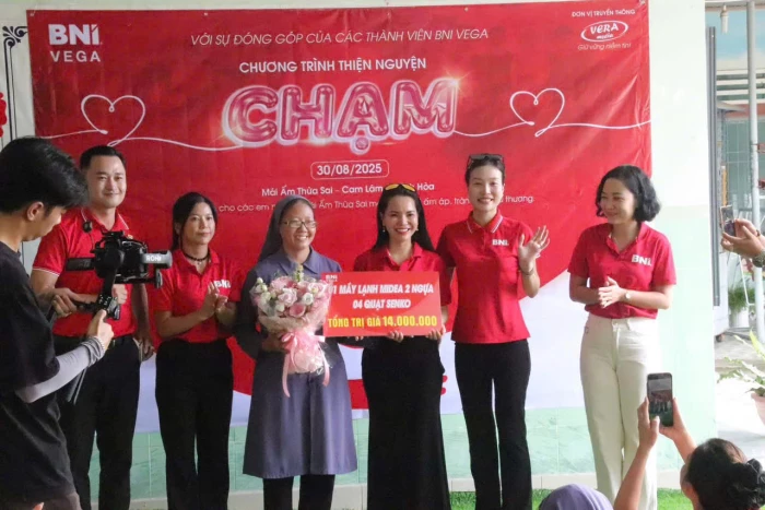 Chương trình thiện nguyện “Chạm” tại mái ấm Thừa Sai