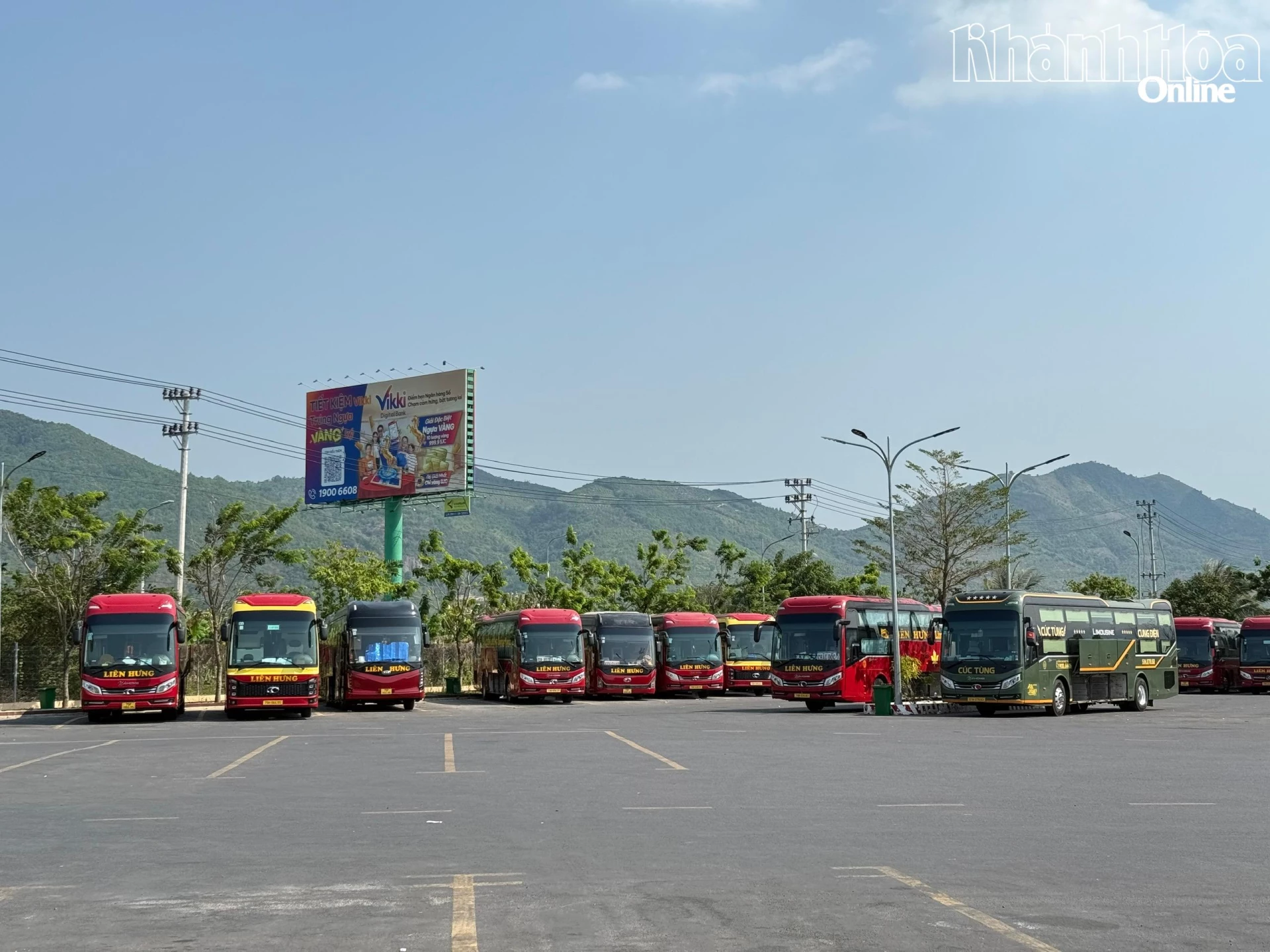 Xe  khách  hoạt  động  tại  Bến  xe  liên  tỉnh  phía  Nam  