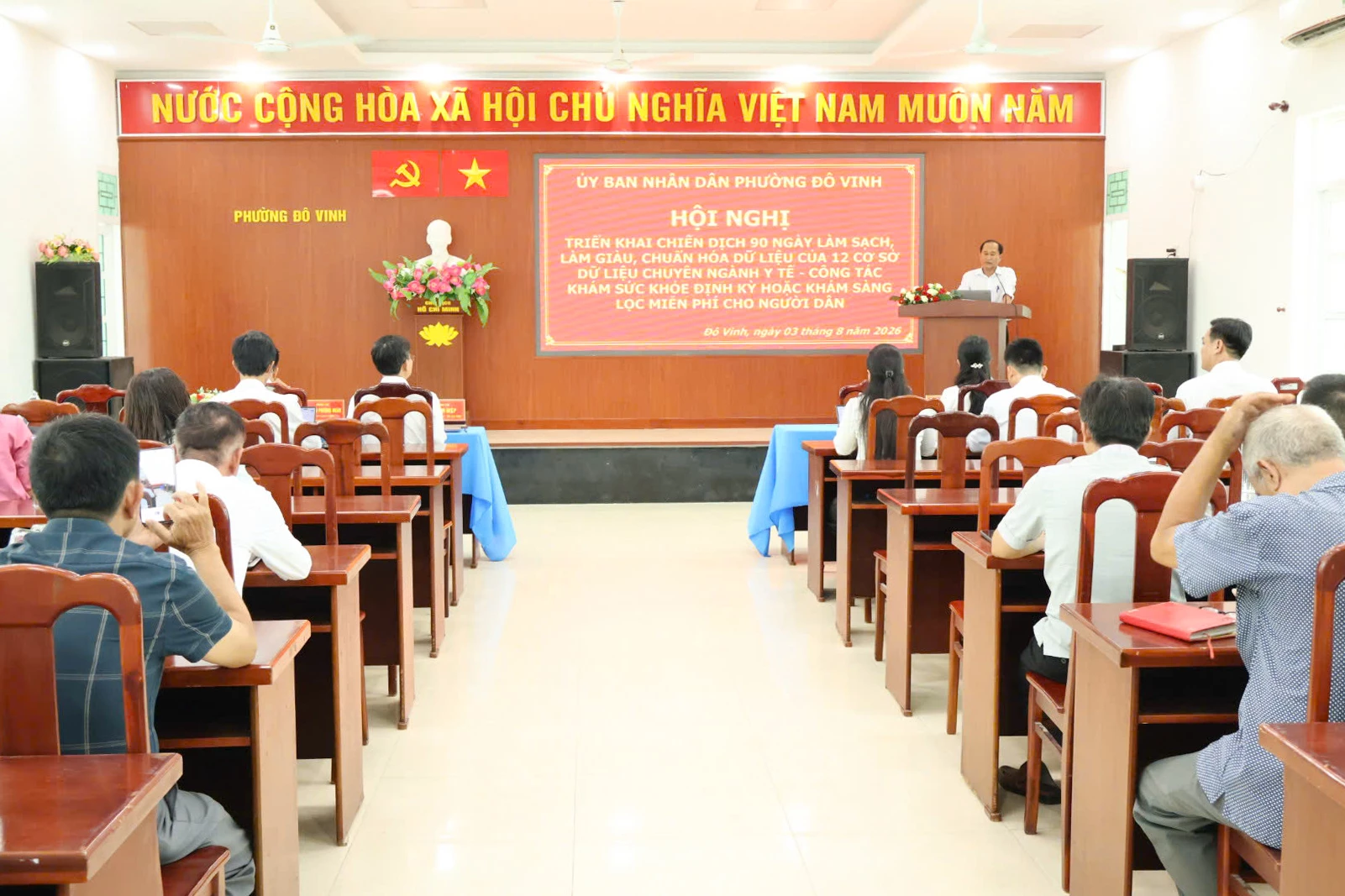 Quang cảnh hội nghị.