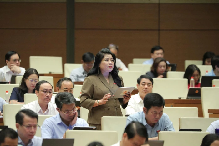 Cần bảo đảm tốt hơn quyền lợi của người lao động Việt Nam làm việc ở nước ngoài