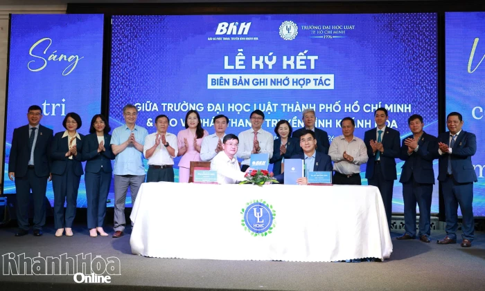 Báo và Phát thanh, Truyền hình Khánh Hòa ký kết hợp tác truyền thông với Trường Đại học Luật TP. Hồ Chí Minh