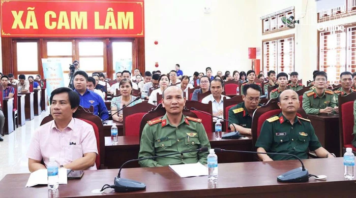 Tuyên truyền pháp luật an ninh, an toàn hàng không cho người dân và doanh nghiệp