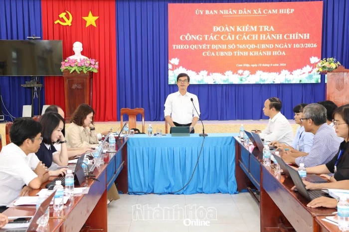 Kiểm tra công tác cải cách hành chính tại xã Cam Hiệp