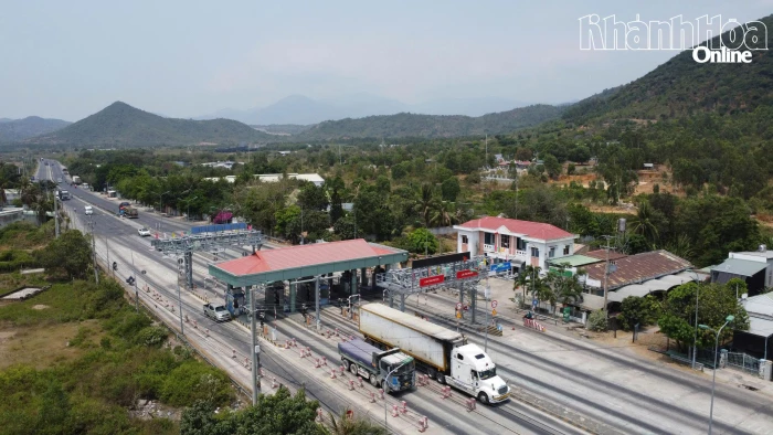 Sở Xây dựng Khánh Hòa tiếp tục đề nghị doanh nghiệp sớm miễn, giảm phí dịch vụ qua trạm thu phí Cam Thịnh