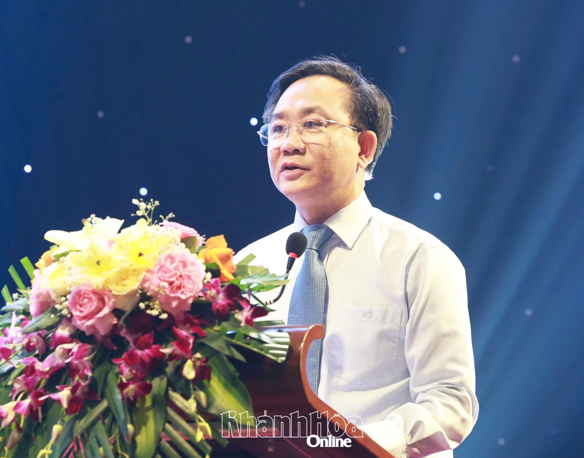 Phó Chủ tịch UBND tỉnh Quảng Trị Hoàng Xuân Tân phát biểu tại hội nghị.