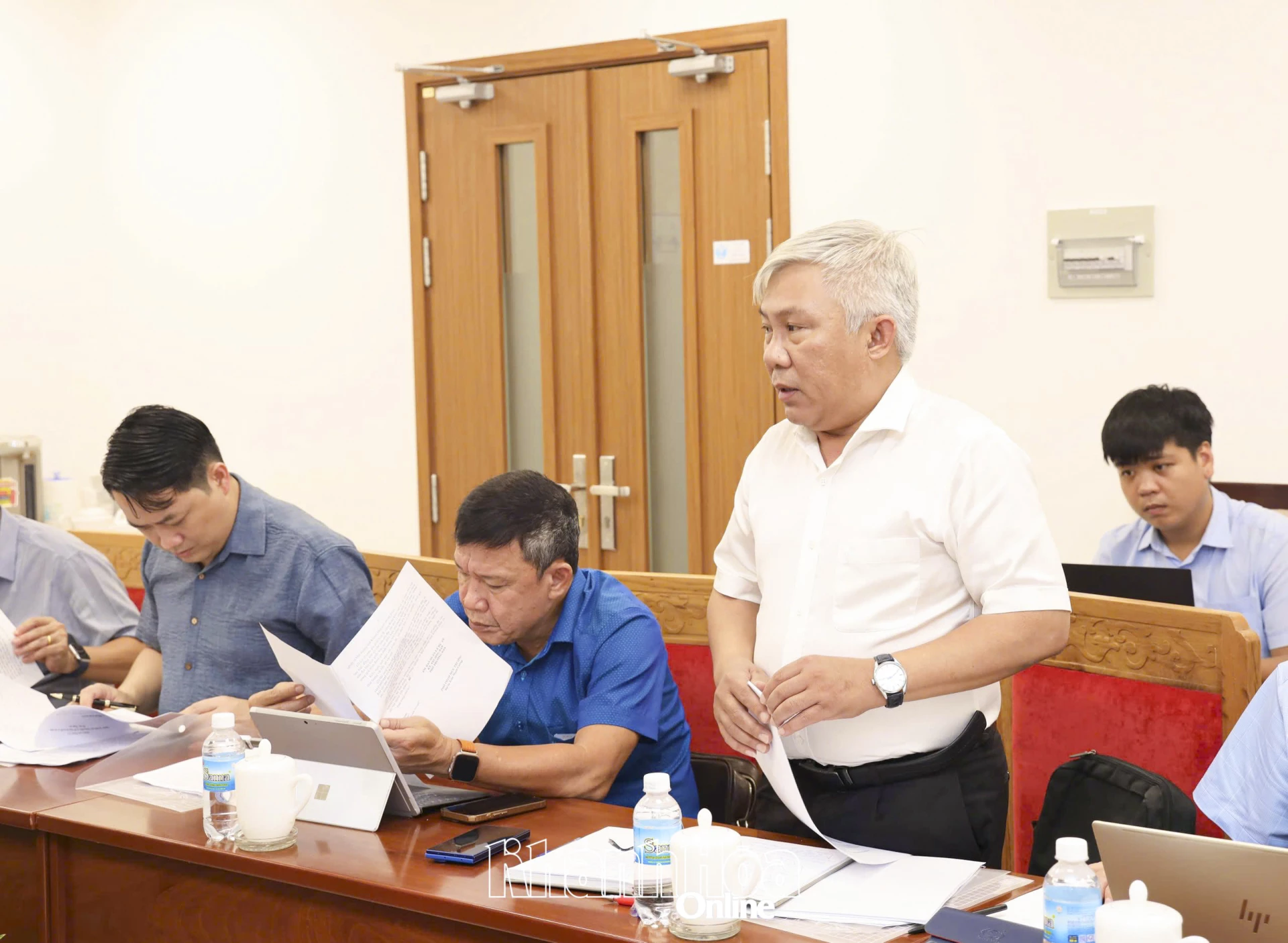 Lãnh đạo Sở Nông nghiệp và Môi trường phát biểu ý kiến.