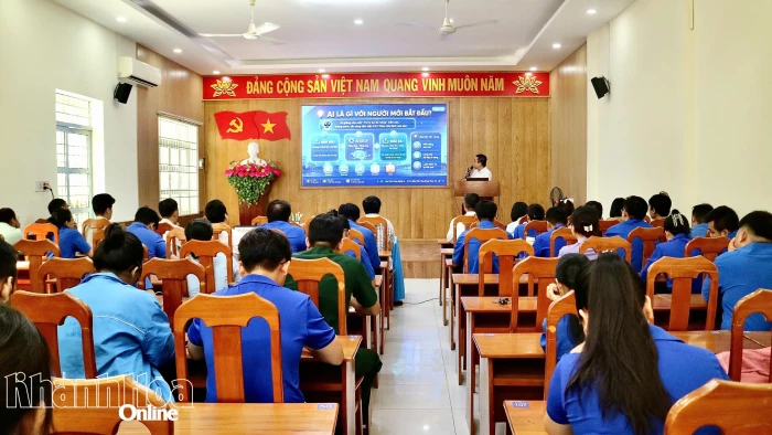 Phường Tây Nha Trang tập huấn nâng cao năng lực ứng dụng trí tuệ nhân tạo trong công tác tuyên truyền