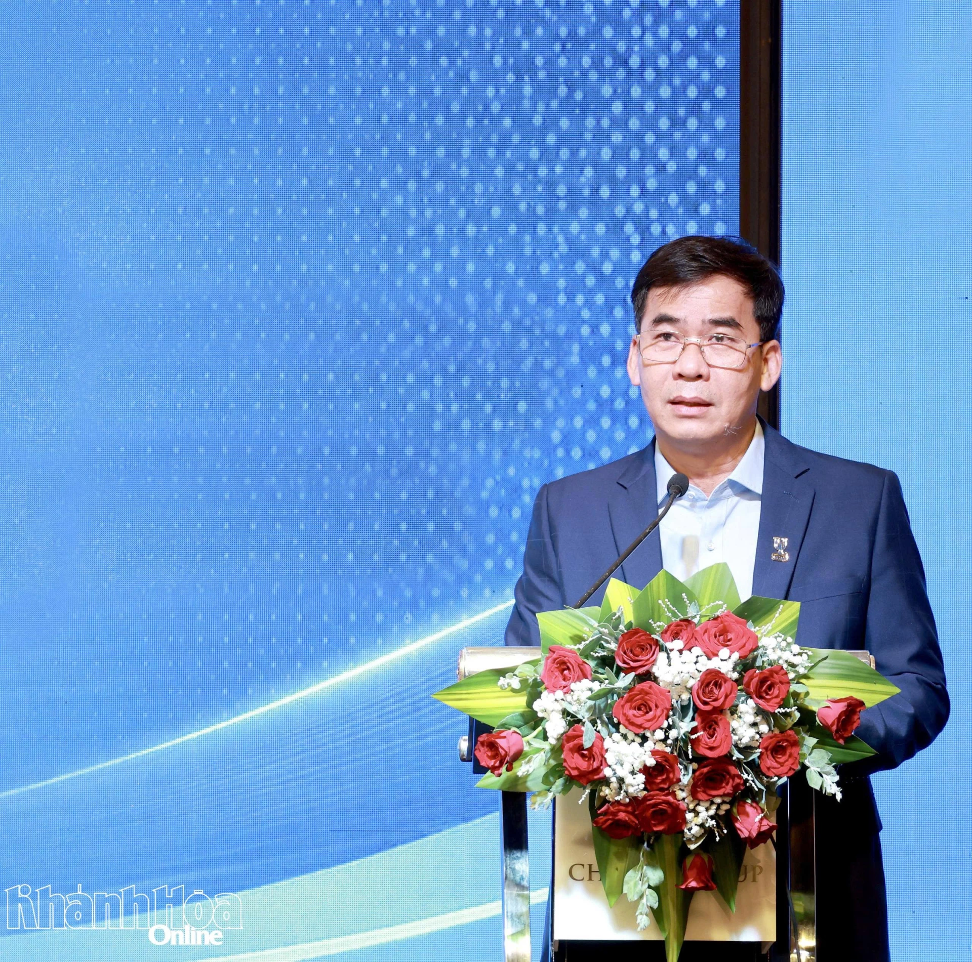 Tiến sĩ Lê Trường Sơn - Hiệu trưởng Trường Đại học Luật TP. Hồ Chí Minh phát biểu tại lễ ký kết.