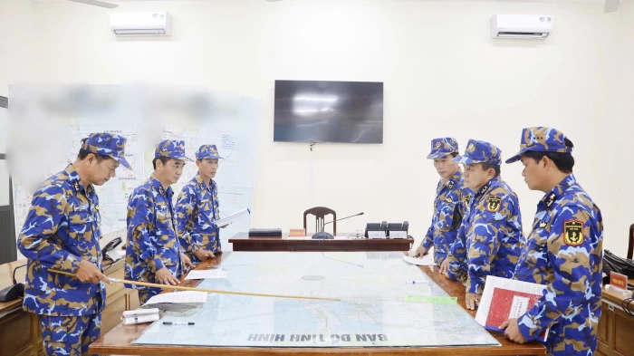 Bộ Tư lệnh Vùng 4 Hải quân kiểm tra công tác sẵn sàng chiến đấu tại Lữ đoàn 957