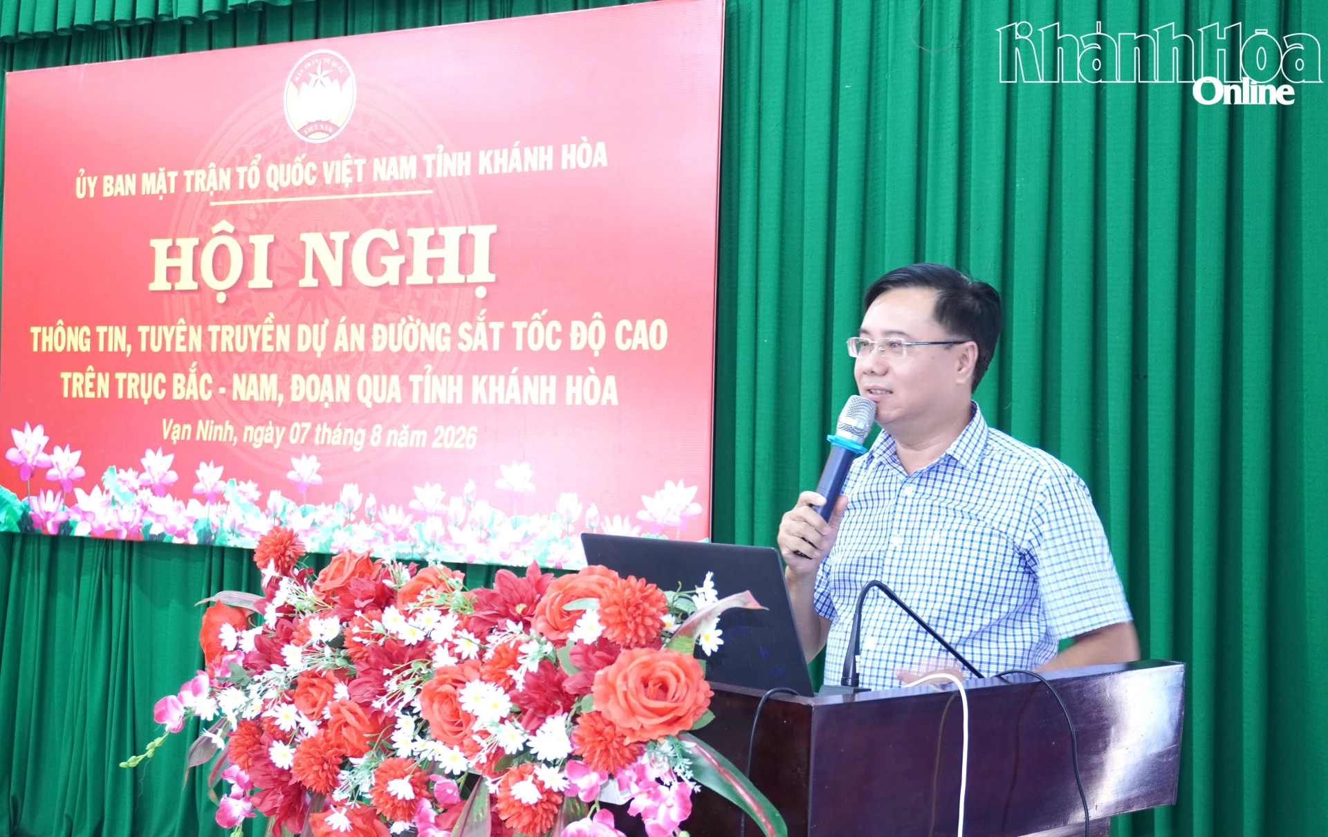 Đồng chí Nguyễn Trung Dũng phát biểu tại hội nghị.
