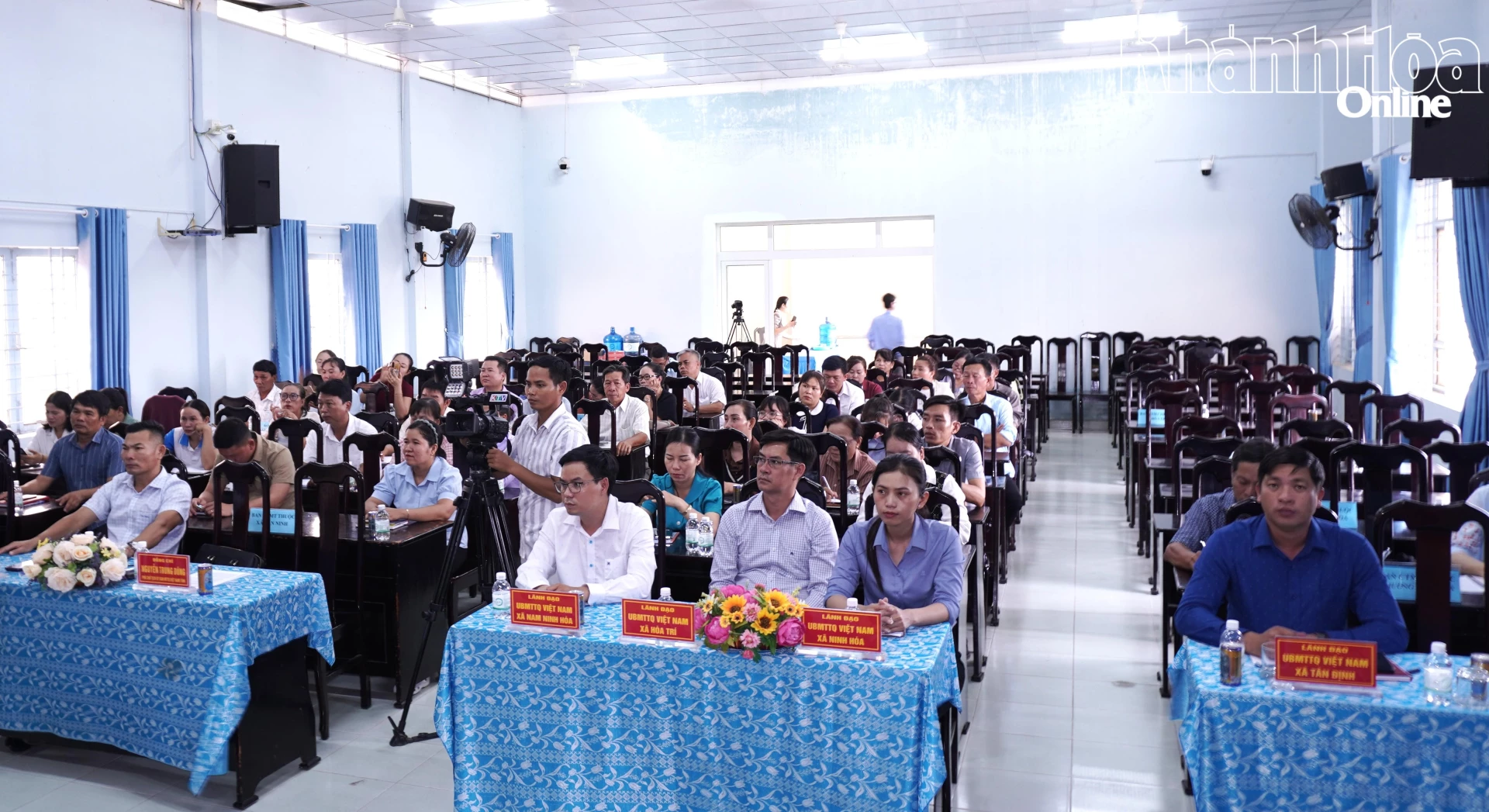 Quang cảnh tại hội nghị.