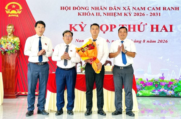 Kỳ họp thứ 2, HĐND xã Nam Cam Ranh khóa II