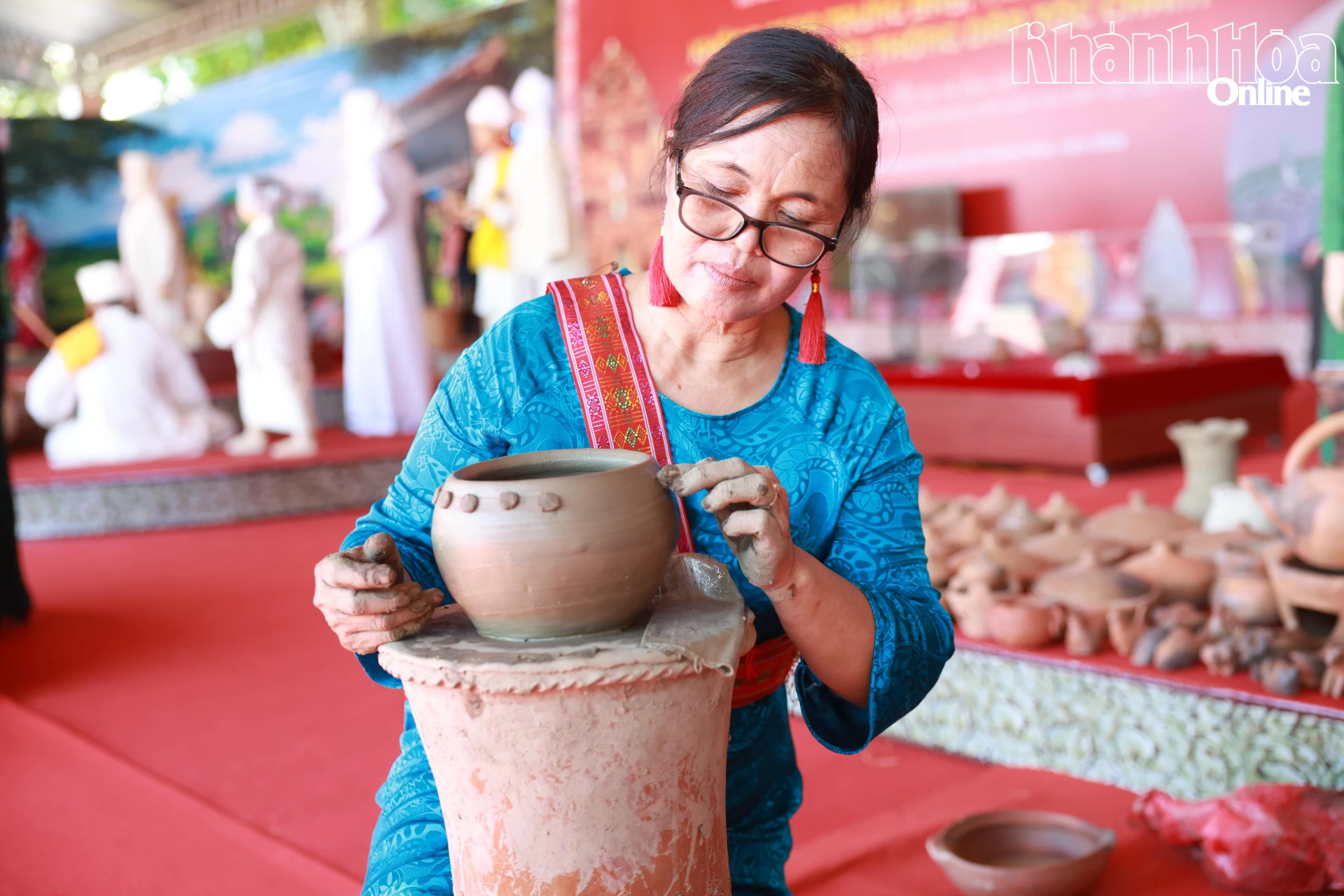 Nghệ nhân làm gốm Chăm 