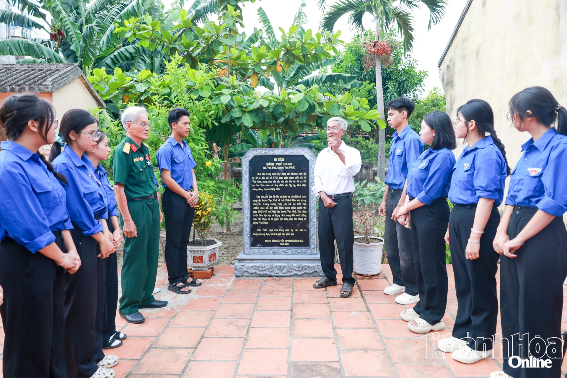 Ông Nguyễn Dạng kể chuyện về khởi nghĩa giành chính quyền ở Vạn Ninh tháng 8-1945.