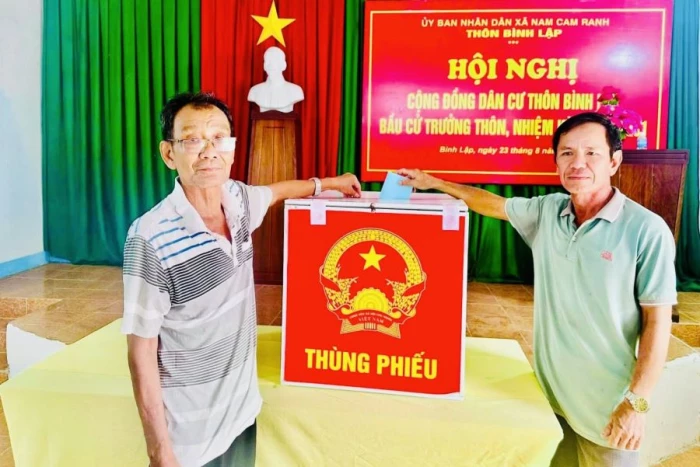 Hơn 6.100 cử tri xã Nam Cam Ranh tham gia bầu cử trưởng thôn 