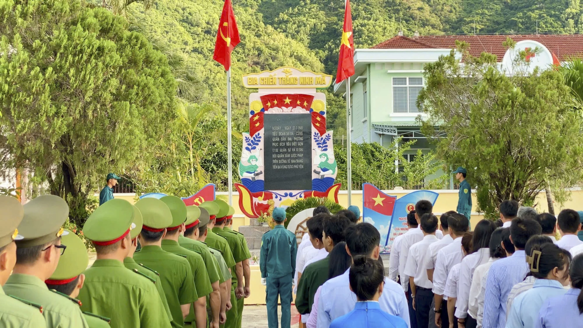 Quang cảnh buổi lễ.