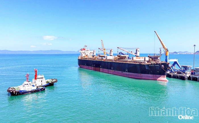 Đưa kinh tế - xã hội tỉnh Khánh Hòa phát triển nhanh, bền vững