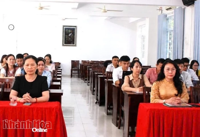 Khai giảng lớp trung cấp lý luận chính trị hệ tập trung khóa 41 