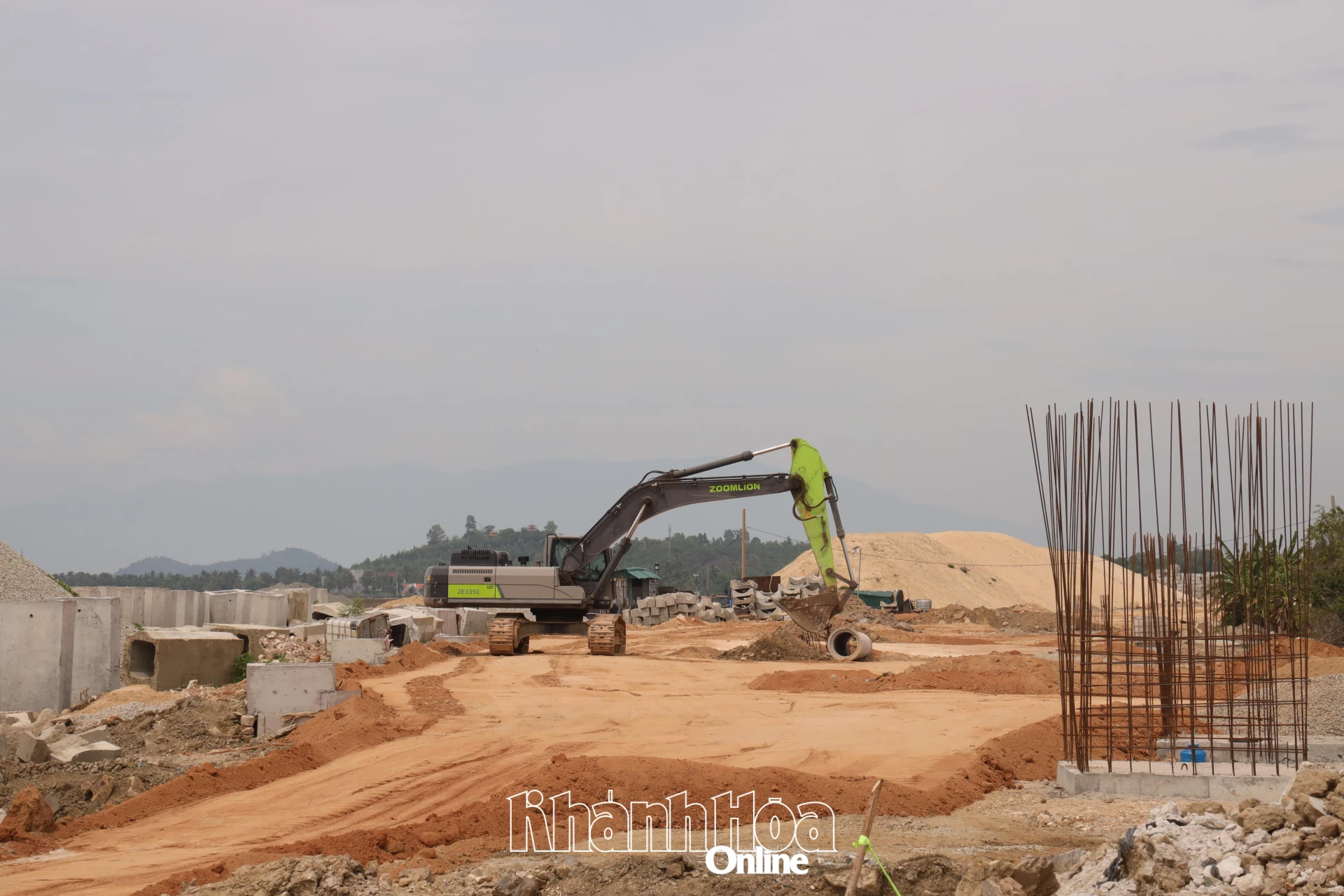 Dự án Đường ven biển Vạn Ninh - Ninh Hòa đang được đẩy nhanh tiến độ.