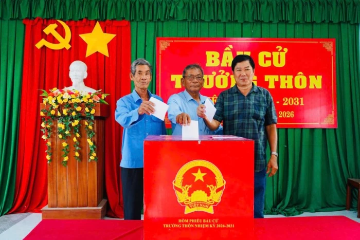 Hơn 8.100 cử tri xã Vạn Thắng tham gia bầu cử trưởng thôn 