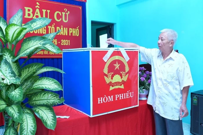 Hơn 13.000 cử tri phường Đông Hải tham gia bầu cử tổ trưởng tổ dân phố 